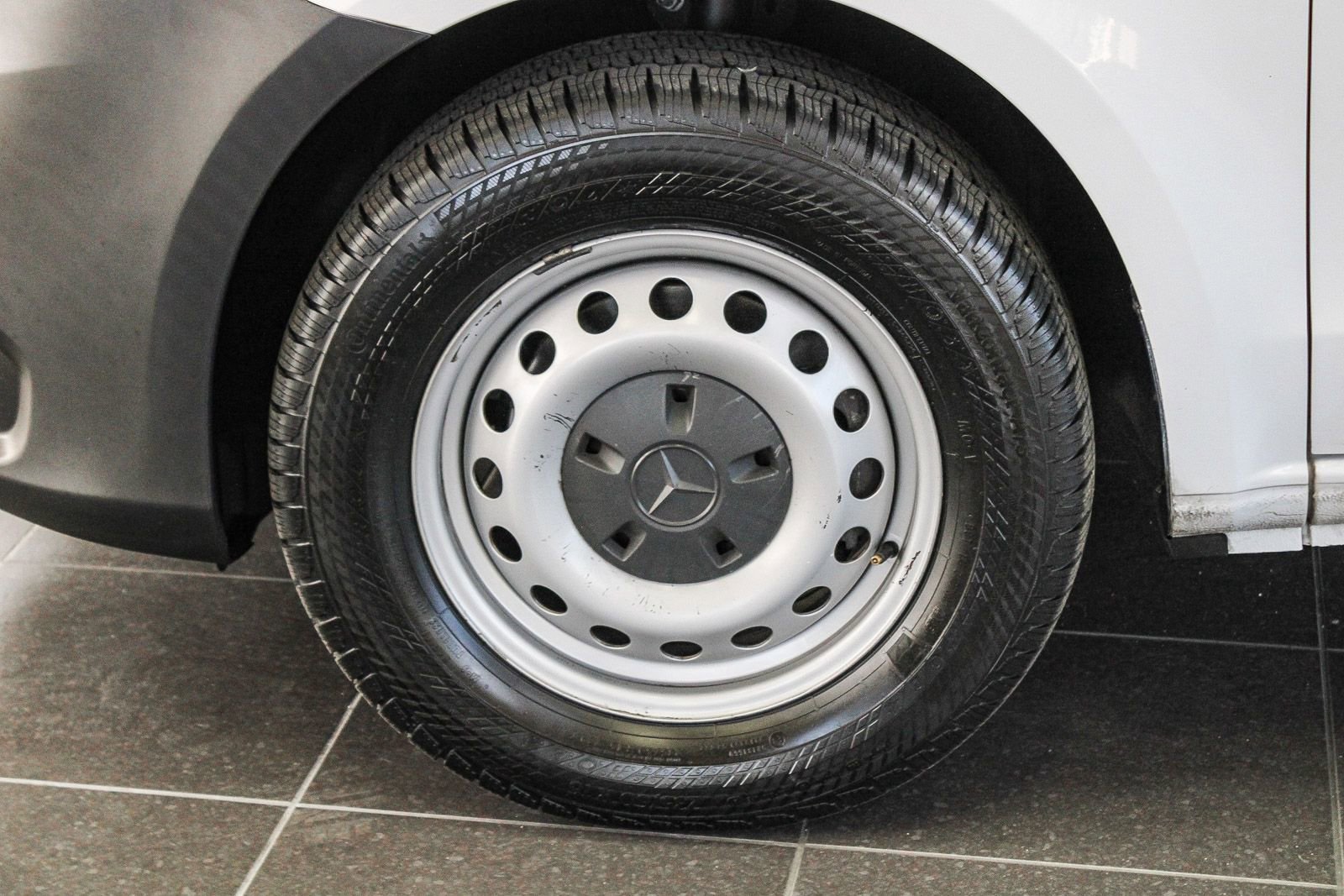 Used 2022 Mercedes-Benz Metris image 10