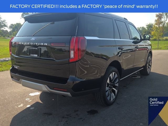 Used 2025 Ford Expedition Platinum w/ Driver's Package AWD/4WD image 12