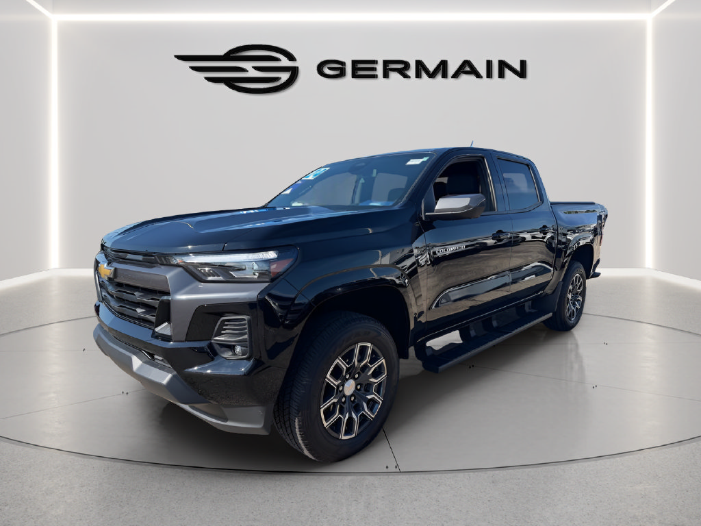 Used 2024 Chevrolet Colorado LT w/ LT Convenience Package III RWD image 4