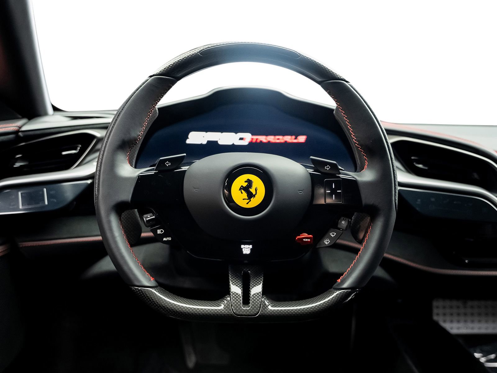 Used 2022 Ferrari SF90 Stradale image 4