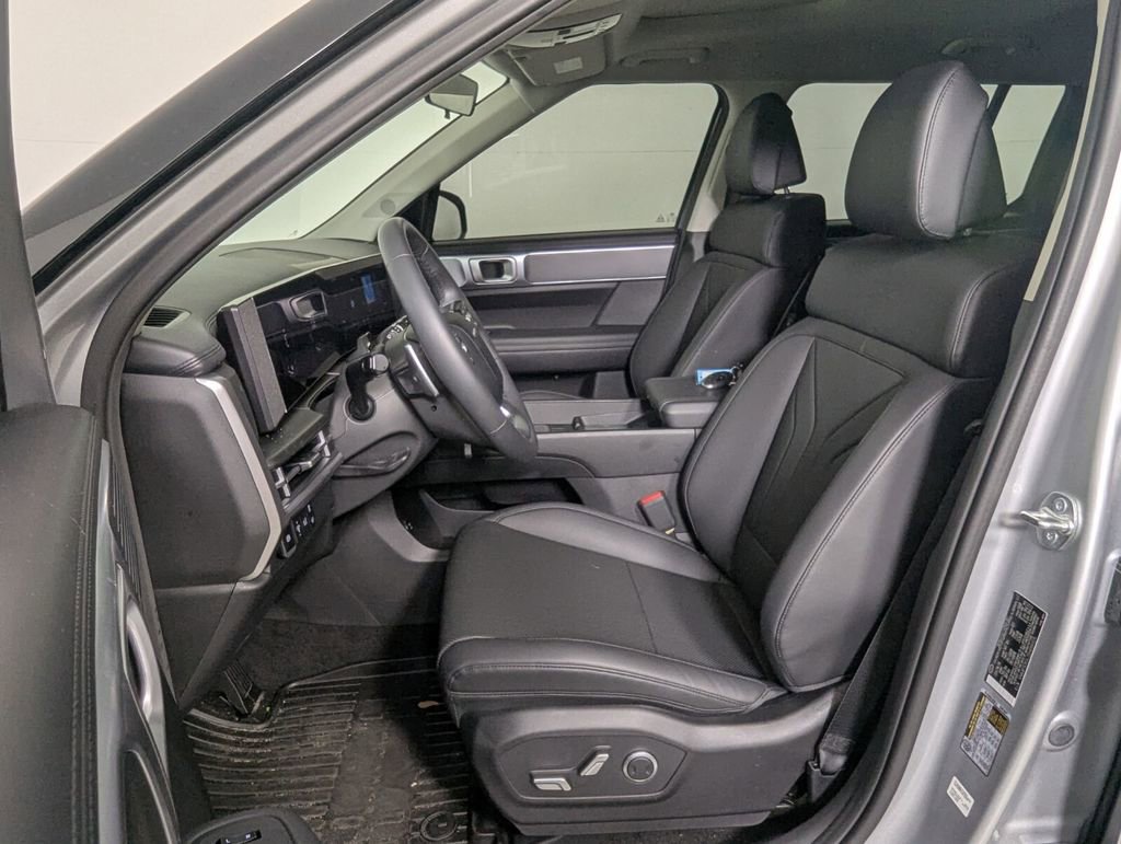 Used 2025 Hyundai Santa Fe XRT AWD/4WD image 12