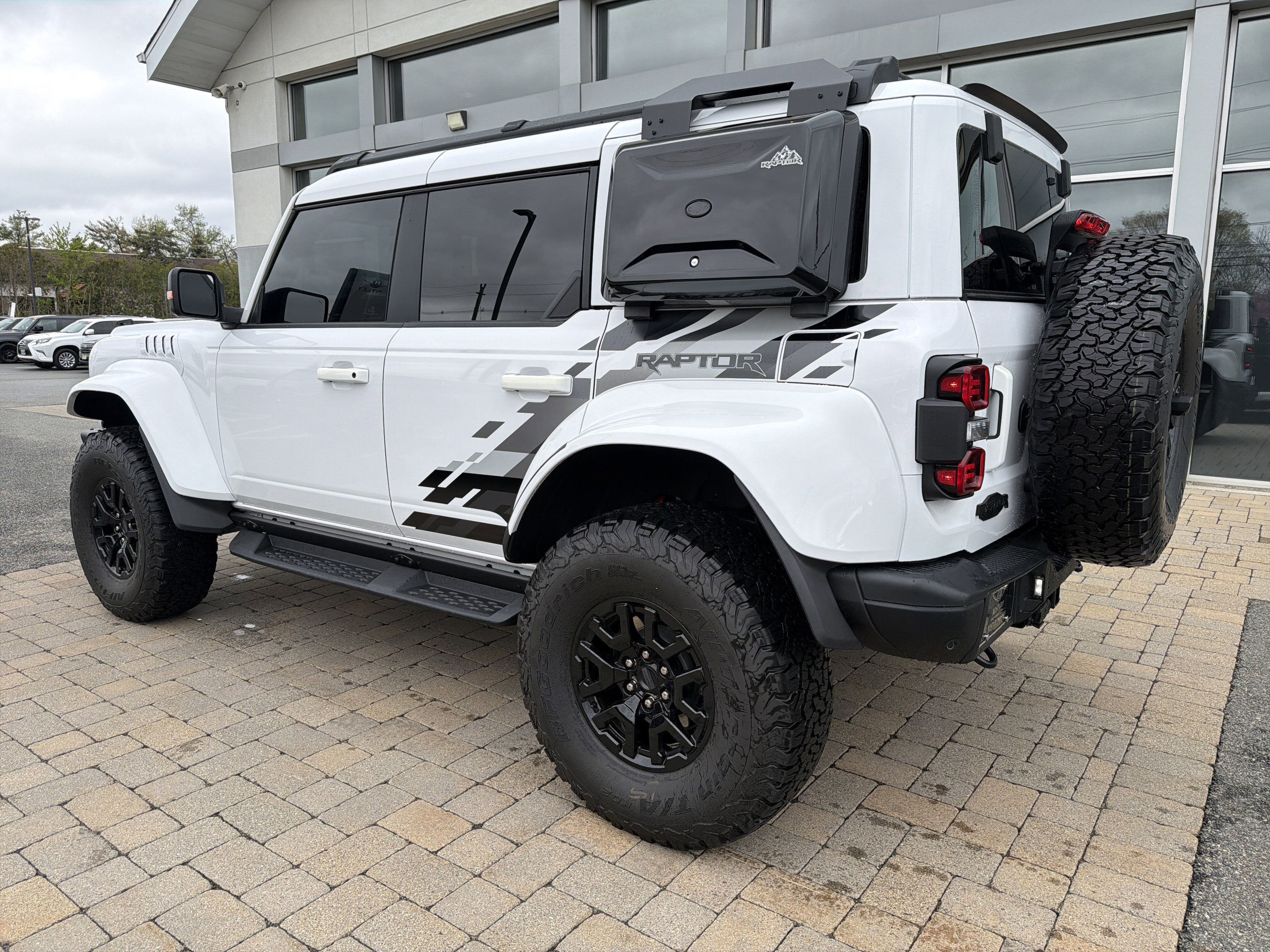 Used 2025 Ford Bronco Raptor image 3