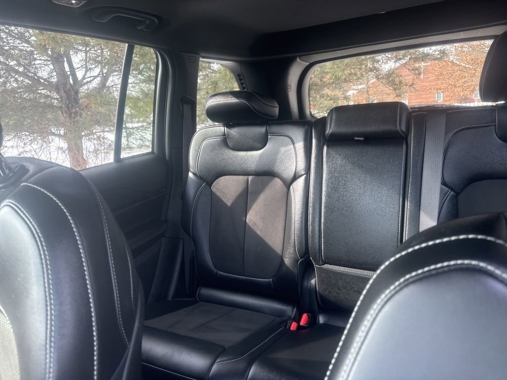 Used 2024 Jeep Grand Cherokee Altitude image 28