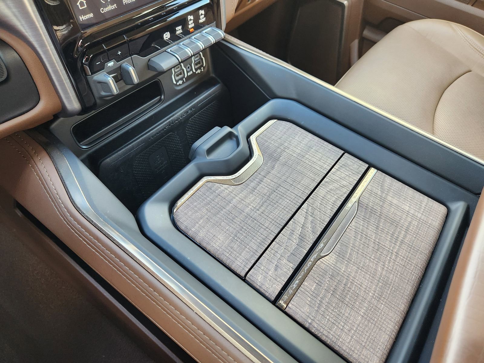 Used 2022 RAM 2500 Limited image 31