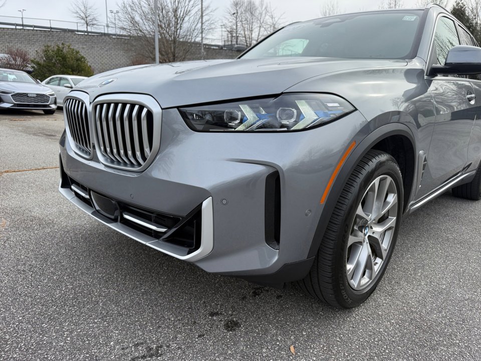 Used 2024 BMW X5 xDrive40i w/ Premium Package image 26