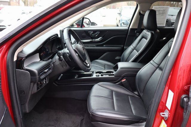 Used 2023 Lincoln Corsair AWD w/ Equipment Group 101A image 25