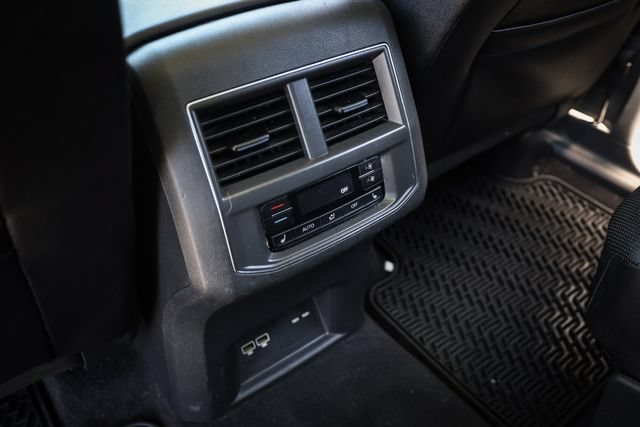 Used 2018 Volkswagen Atlas SEL Premium AWD/4WD image 39