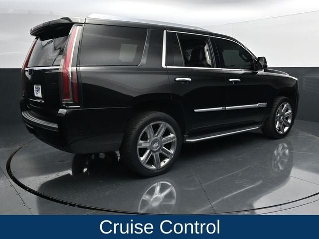 Used 2020 Cadillac Escalade Luxury AWD/4WD image 11