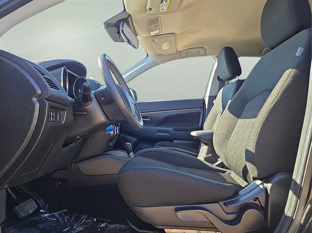 Used 2024 Mitsubishi Outlander Sport SE image 22