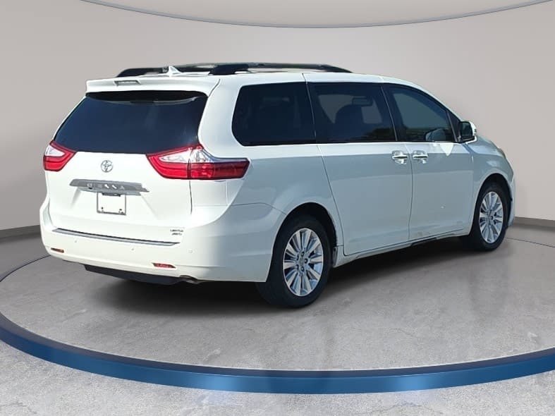 Used 2015 Toyota Sienna Limited Premium AWD/4WD image 5