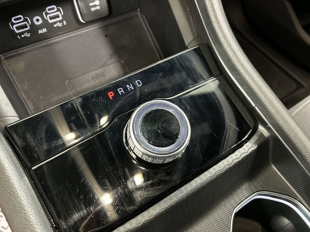 Used 2025 Jeep Grand Cherokee Laredo w/ Luxury Tech Group I image 15