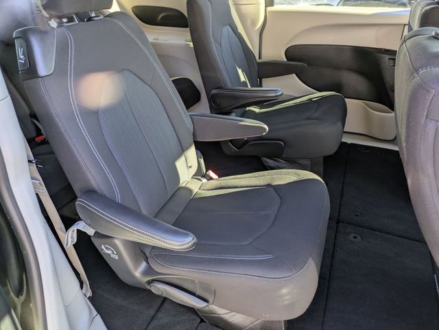 Certified 2023 Chrysler Voyager LX image 26