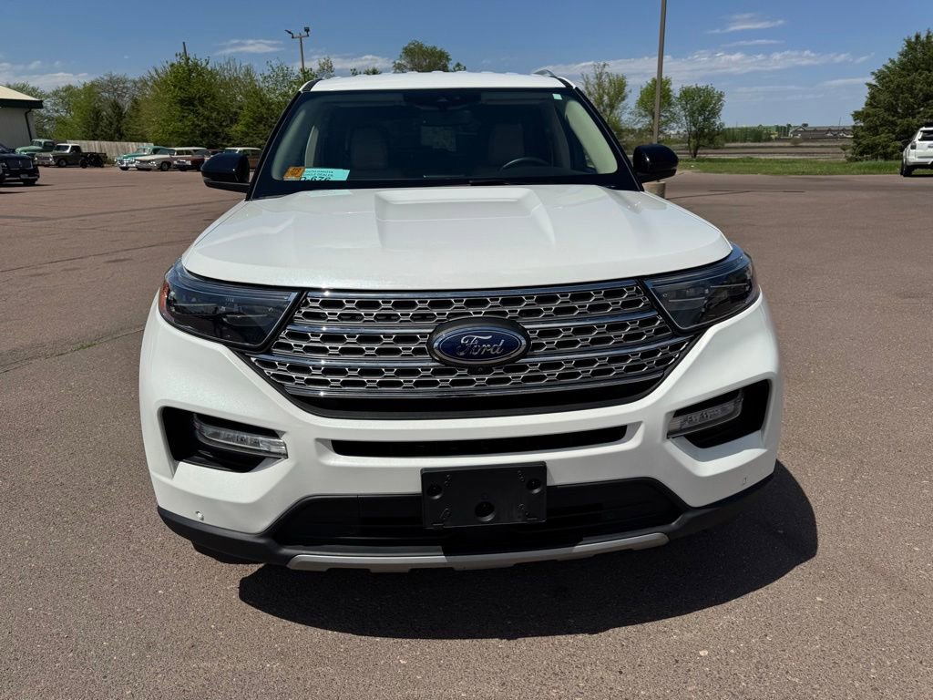Used 2021 Ford Explorer Limited w/ Equipment Group 301A AWD/4WD image 14