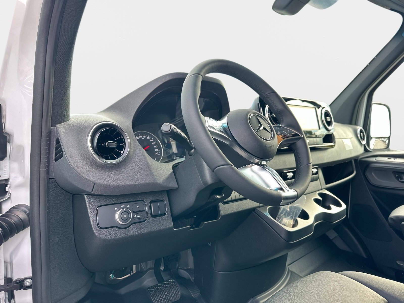 New 2026 Mercedes-Benz Sprinter 2500 image 17