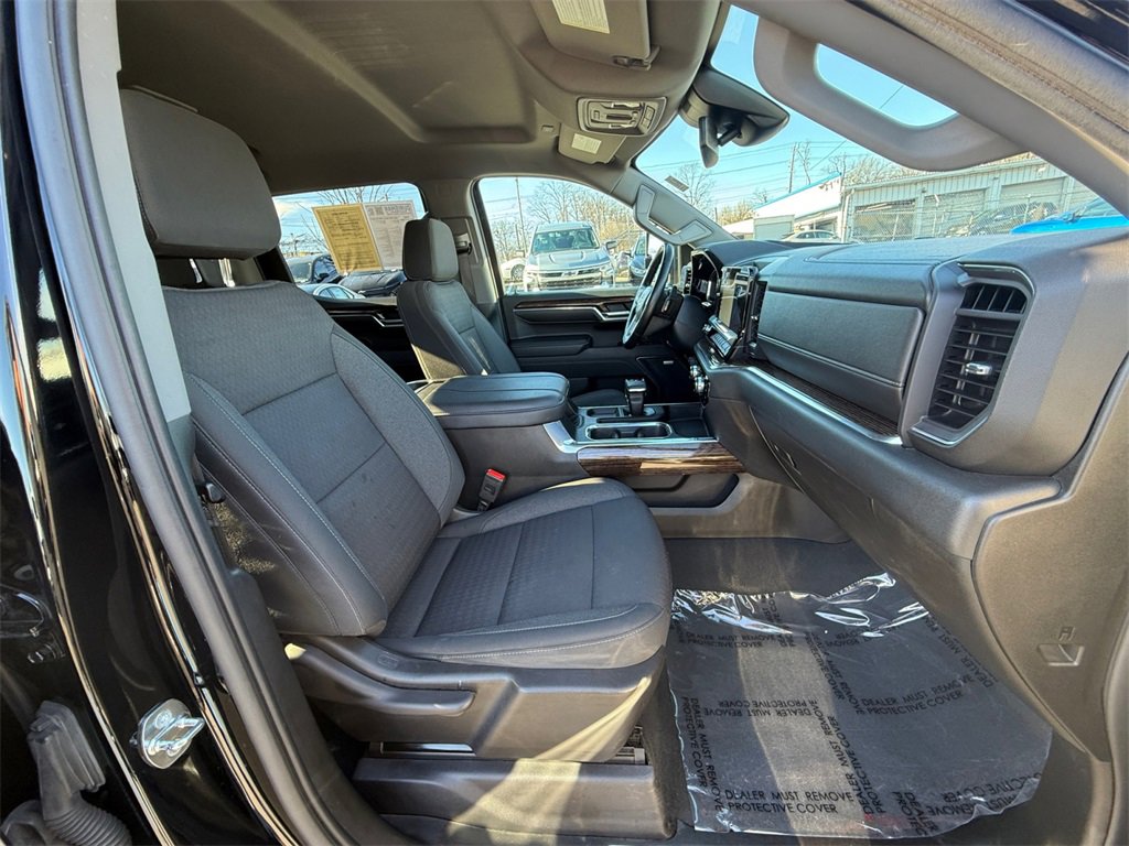 Used 2023 GMC Sierra 1500 Elevation w/ Preferred Package image 27