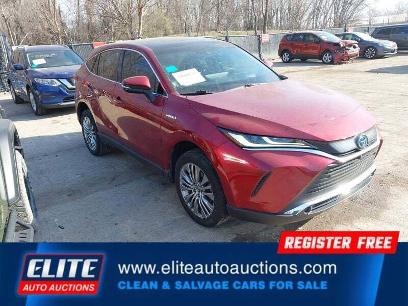 Used 2021 Toyota Venza Limited w/ Advanced Technology Package AWD/4WD image 2