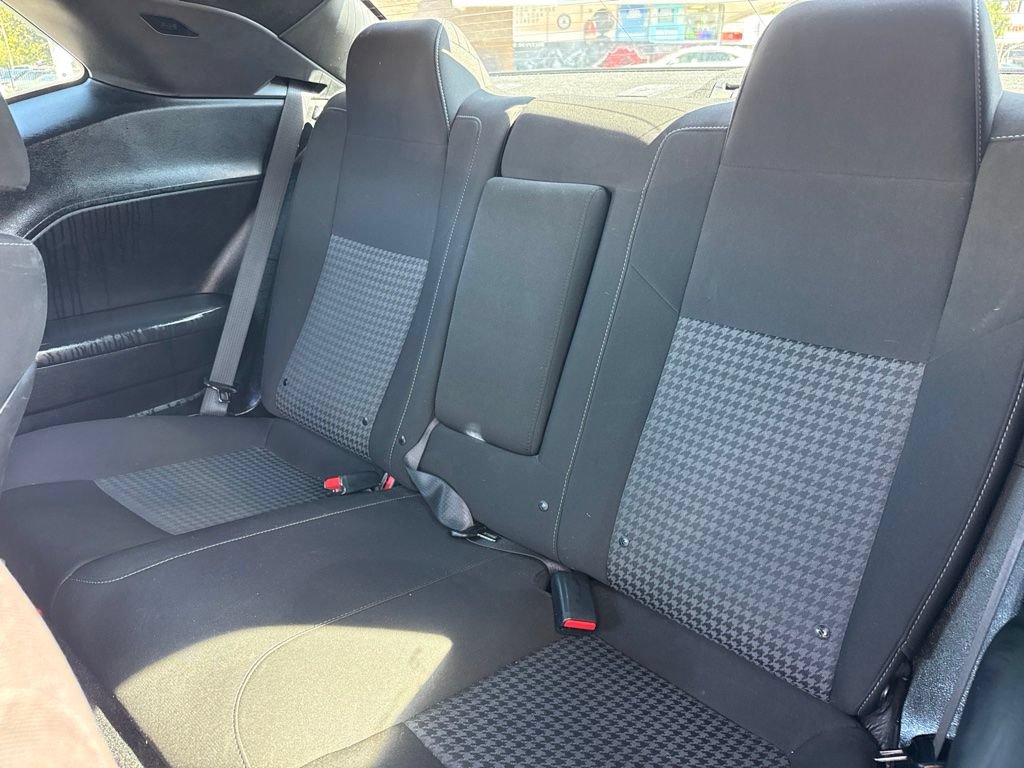 Used 2022 Dodge Challenger GT RWD image 16