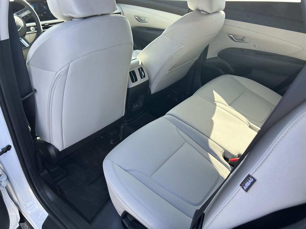 New 2026 Hyundai Tucson SEL image 17
