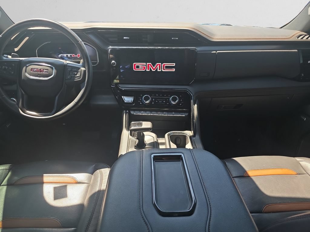 Used 2022 GMC Sierra 1500 AT4 w/ AT4 Preferred Package AWD/4WD image 12