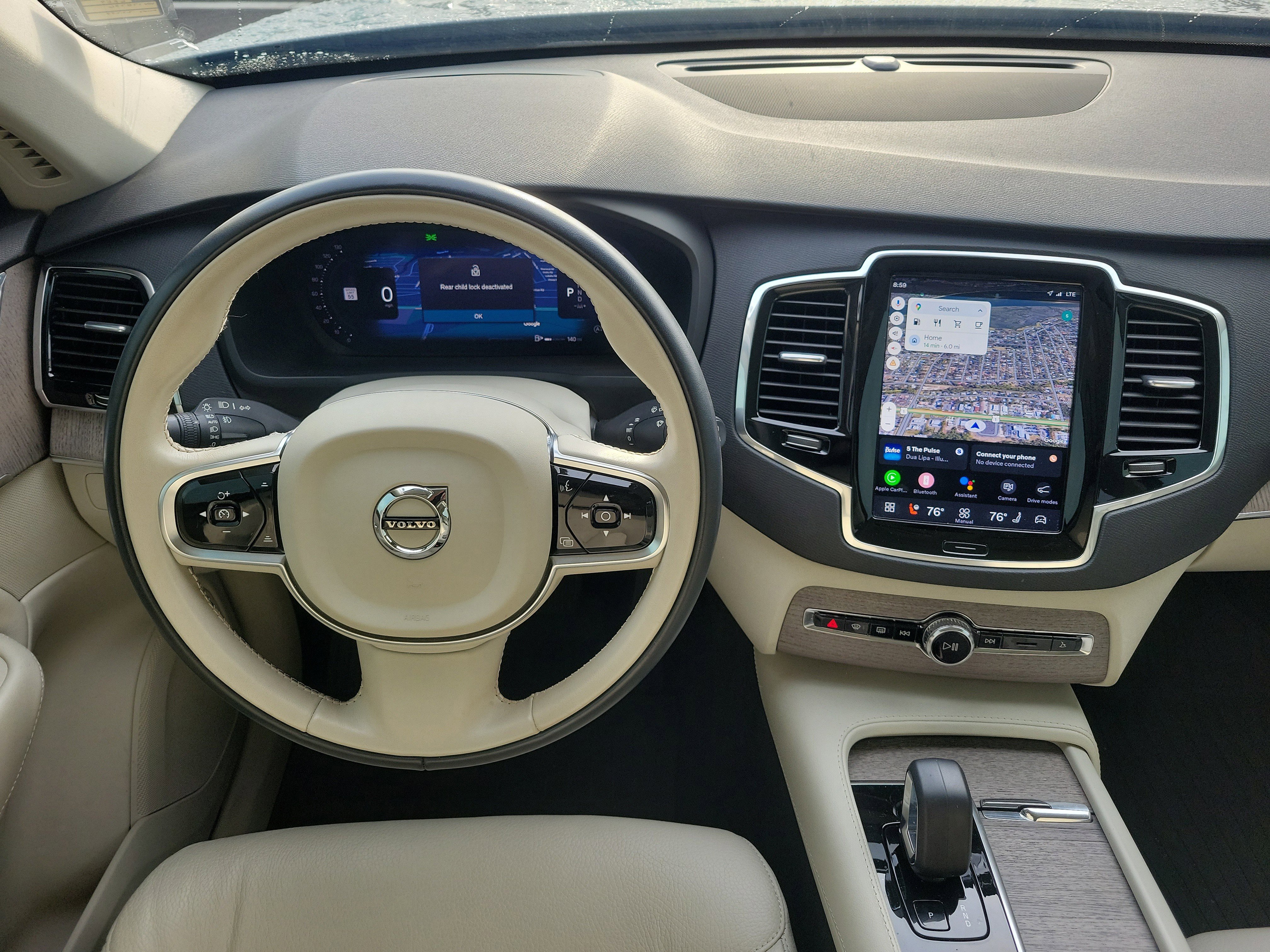 Used 2024 Volvo XC90 B6 Plus w/ Protection Package Premier image 17