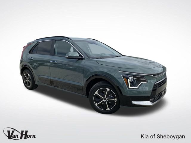 New 2025 Kia Niro SX