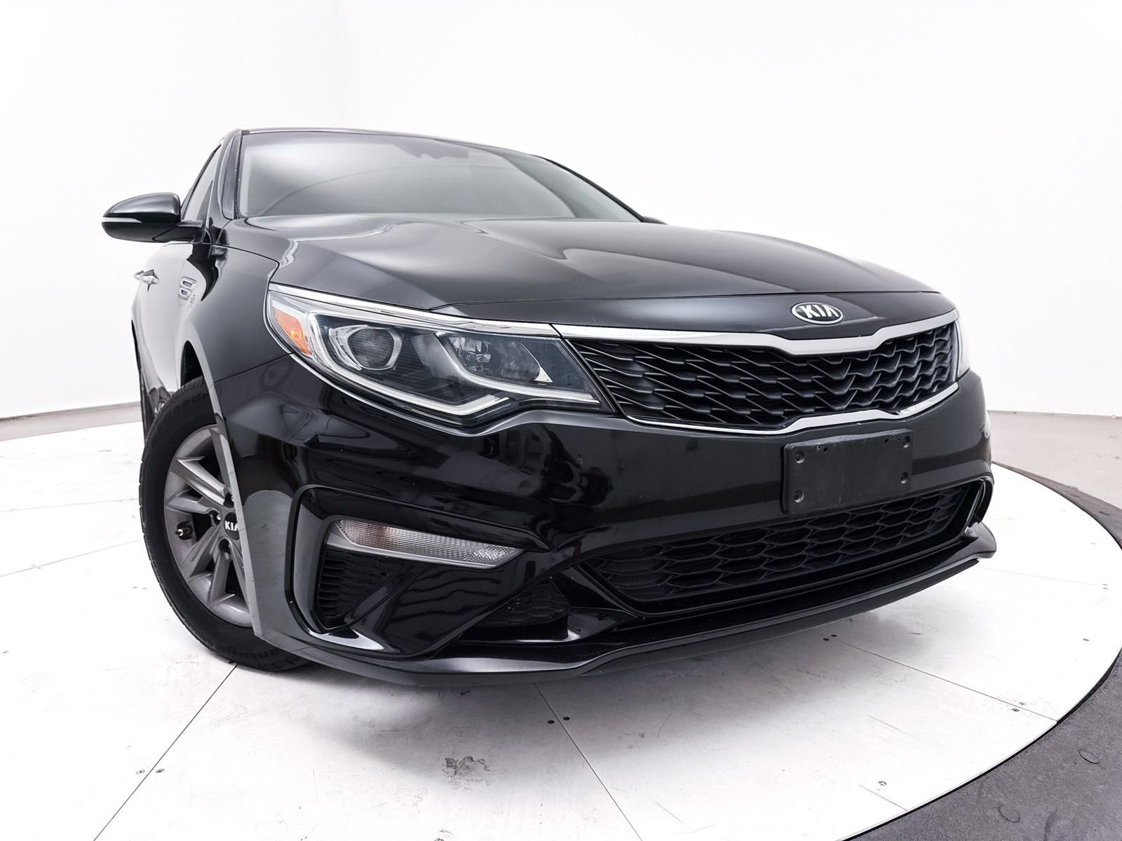 Used 2020 Kia Optima LX image 5
