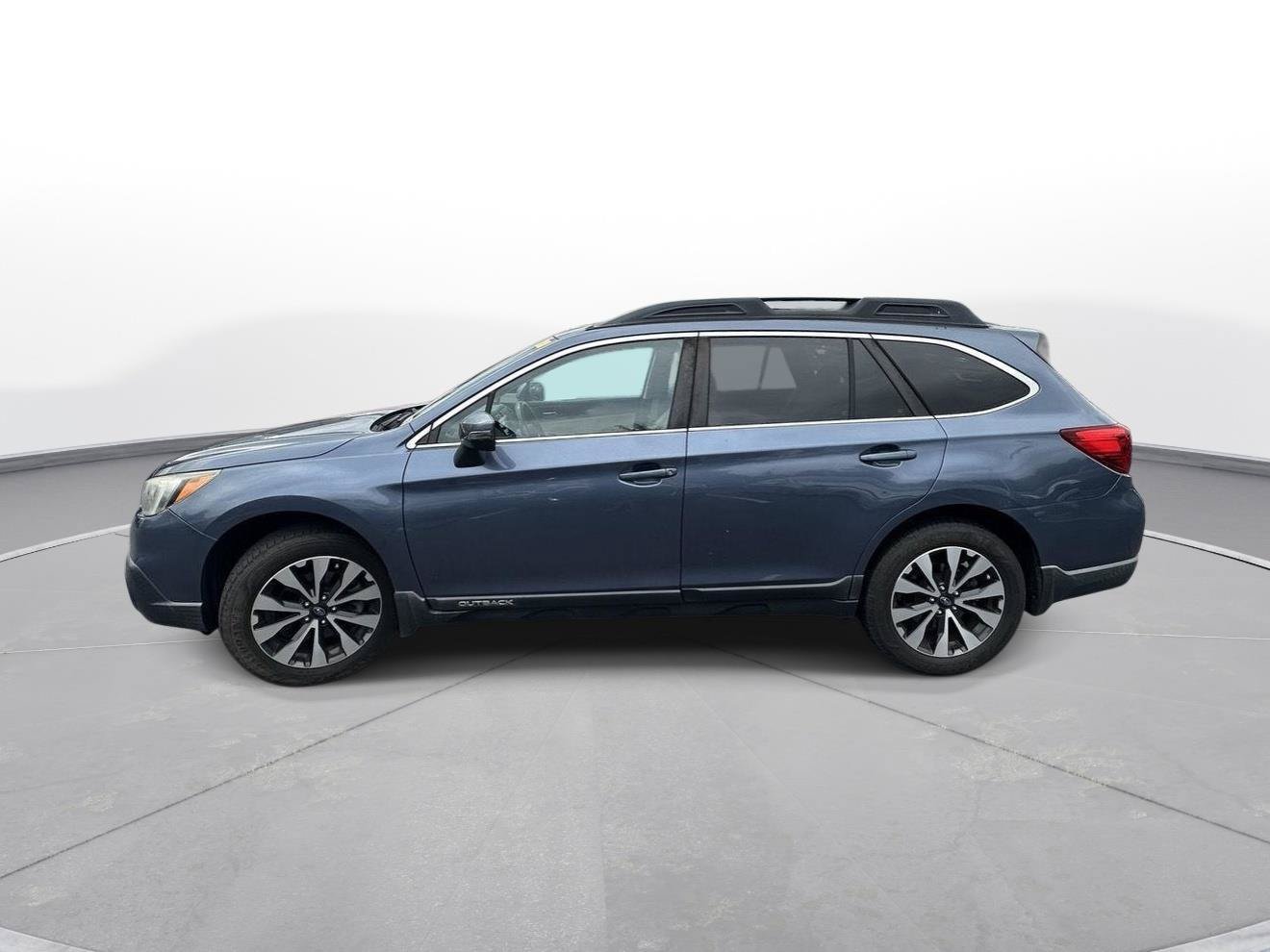 Used 2017 Subaru Outback 2.5i Limited AWD/4WD image 9
