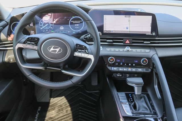 New 2026 Hyundai Elantra Limited FWD image 16