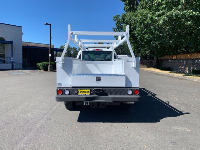 New 2026 Ford F350 XL w/ XL Chrome Package AWD/4WD image 4