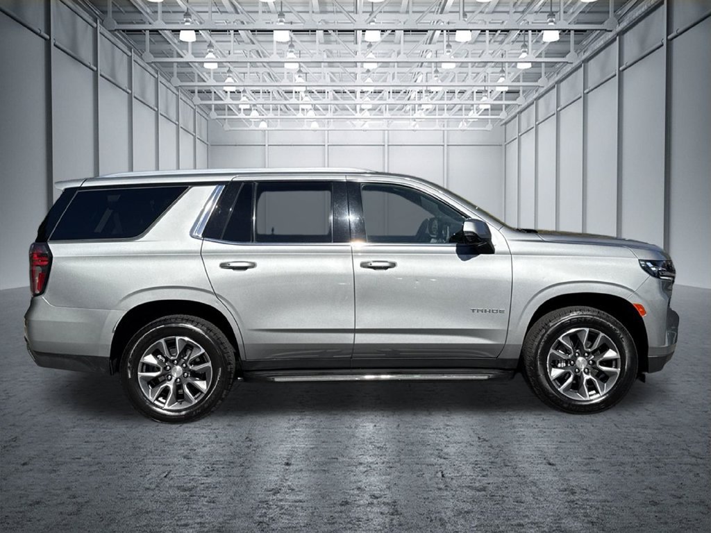 Used 2023 Chevrolet Tahoe LT w/ Luxury Package RWD image 9