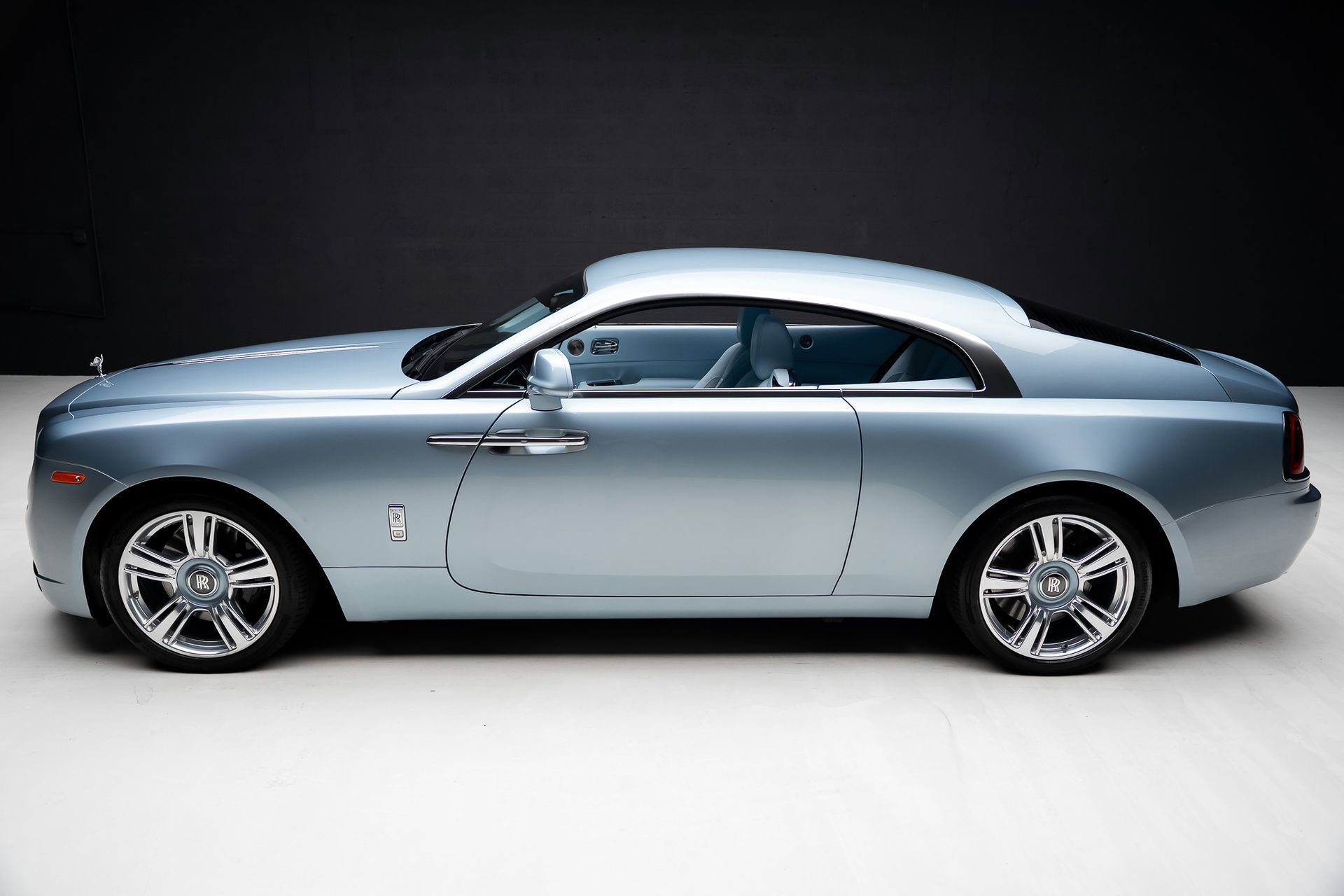 Used 2019 Rolls-Royce Wraith image 18