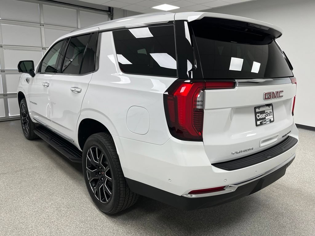 Used 2025 GMC Yukon Elevation AWD/4WD image 8