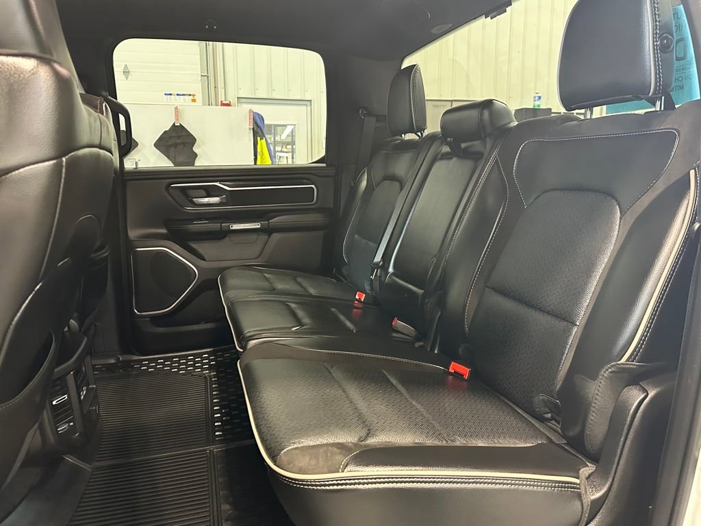 Used 2024 RAM 1500 Laramie AWD/4WD image 28