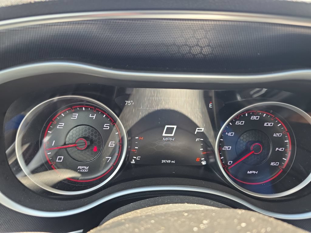 Used 2018 Dodge Charger R/T w/ Plus Group RWD image 23