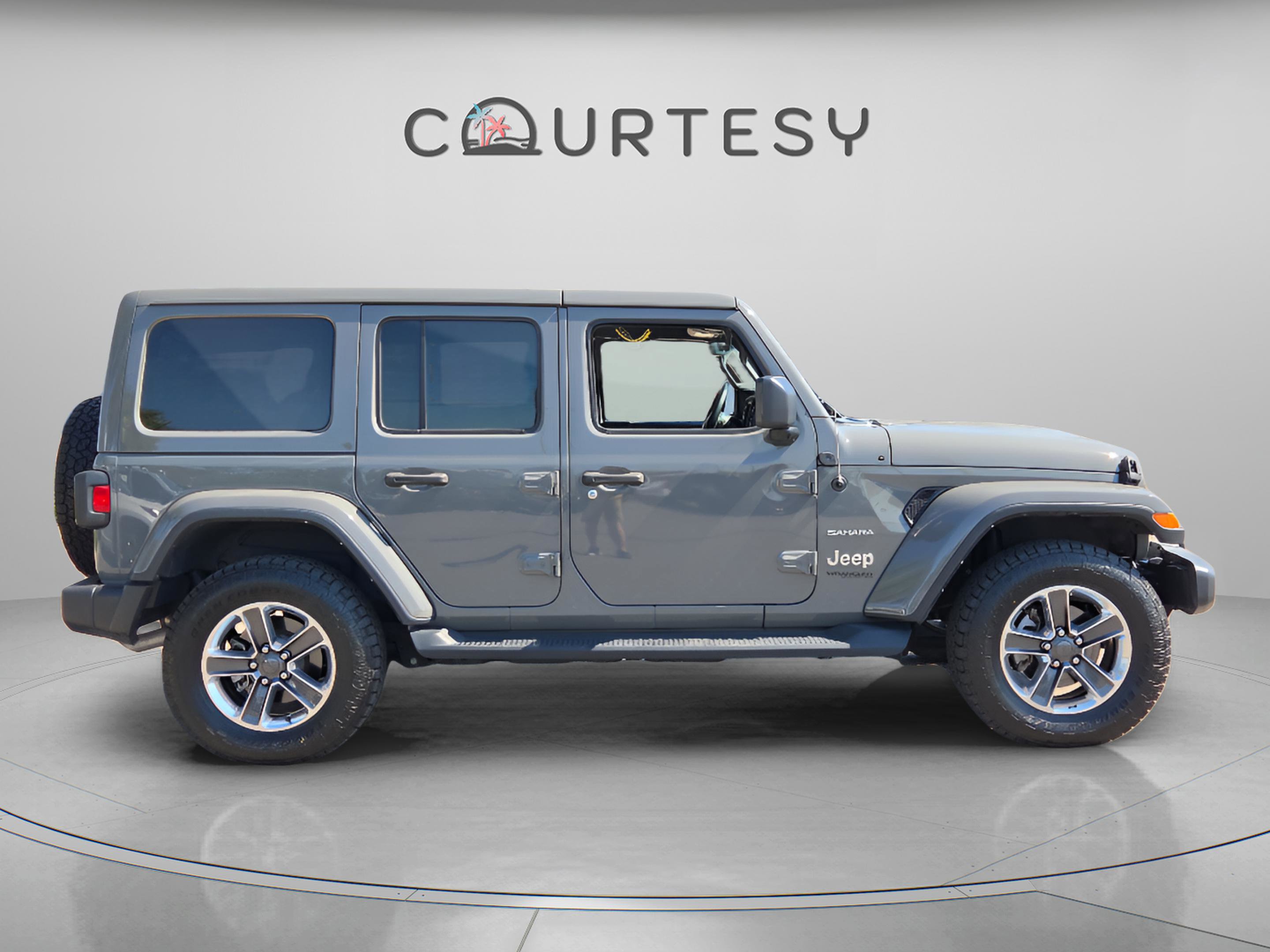 Used 2022 Jeep Wrangler Unlimited Sahara image 7