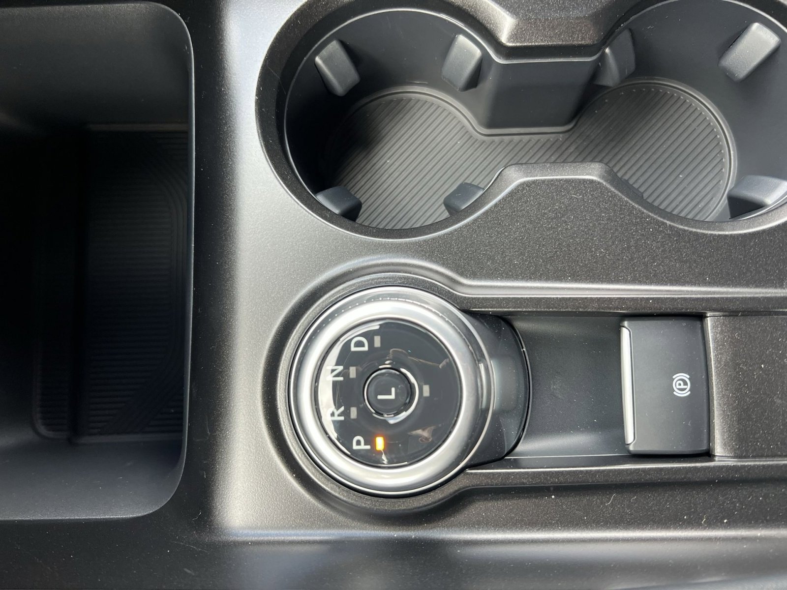 New 2026 Ford Explorer ST-Line image 22