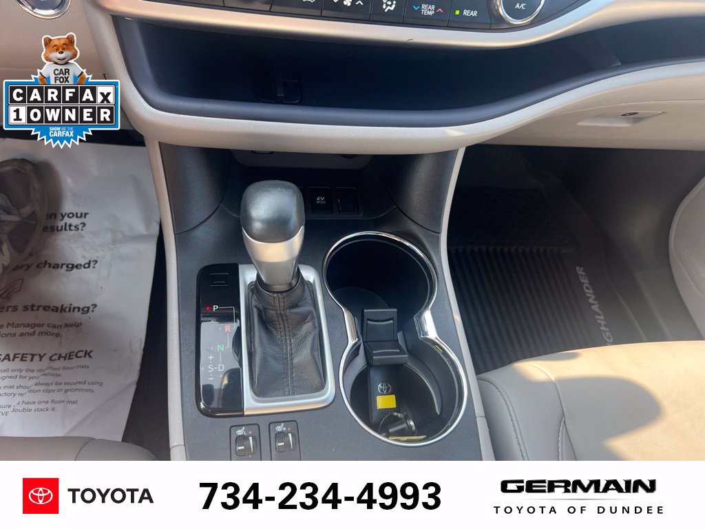 Used 2019 Toyota Highlander XLE AWD/4WD image 24