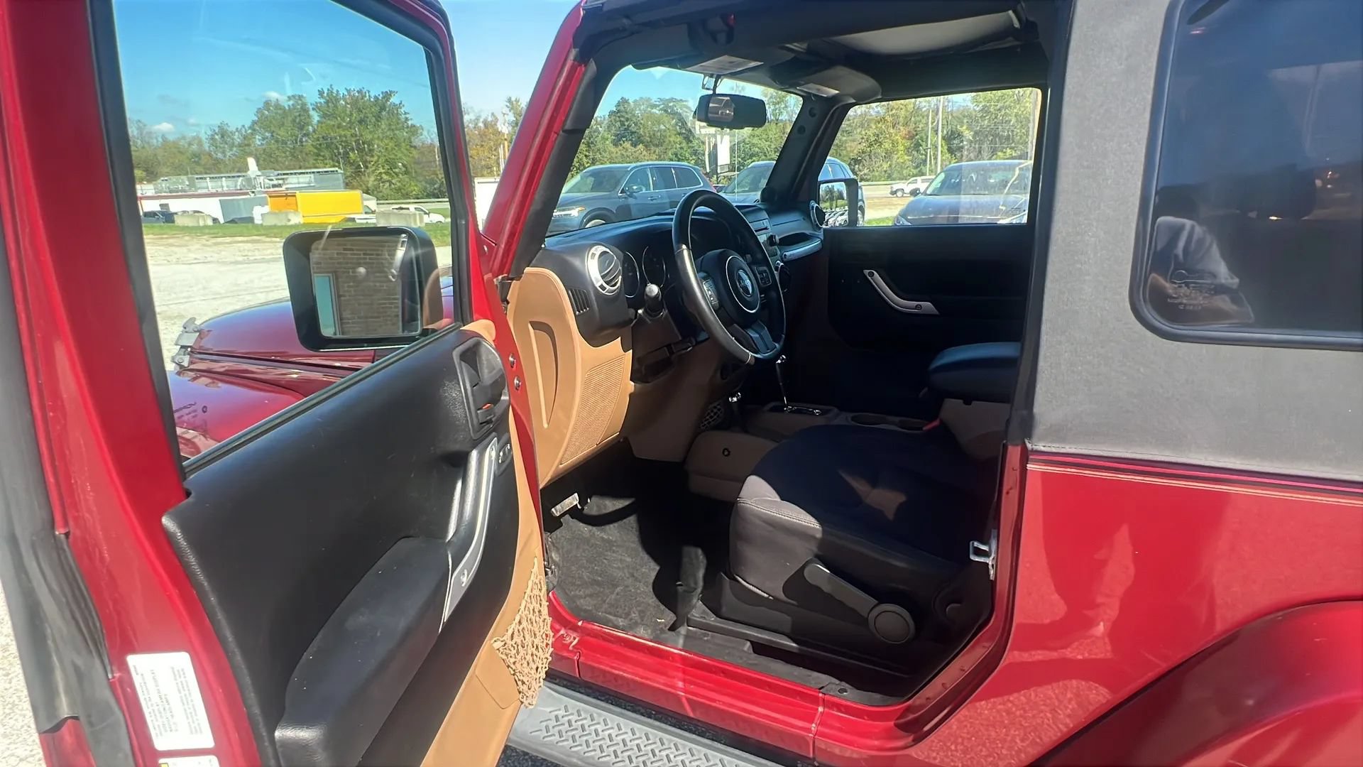 Used 2013 Jeep Wrangler Sahara w/ Dual Top Group AWD/4WD image 8