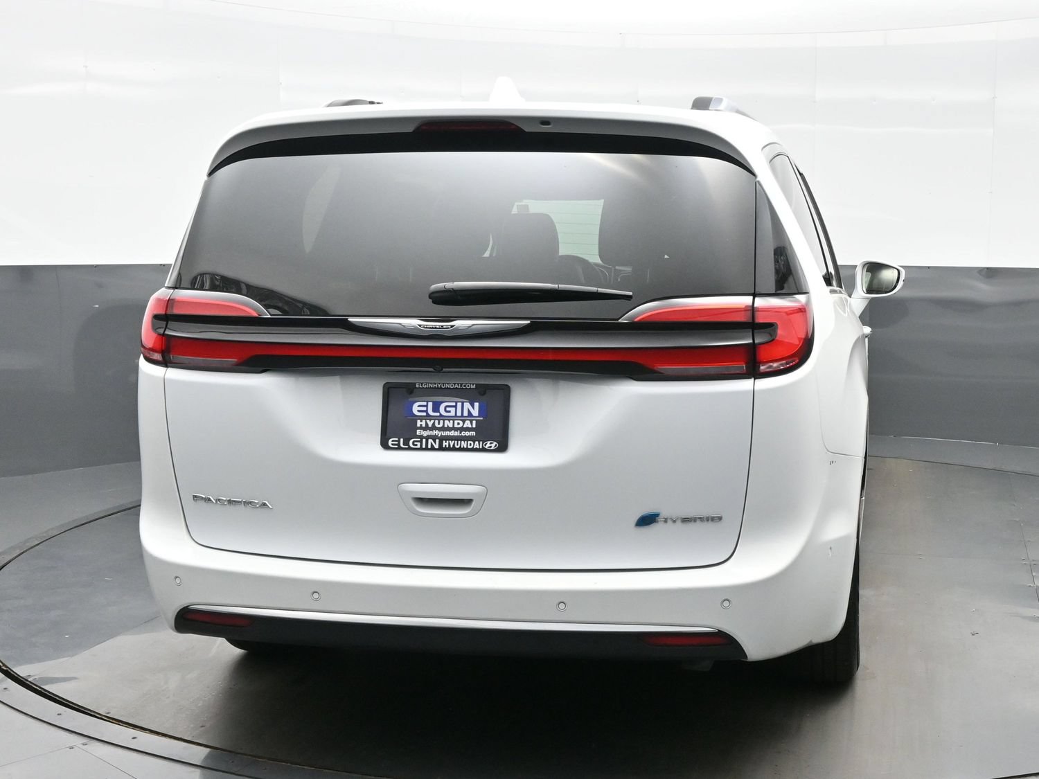 Used 2022 Chrysler Pacifica Pinnacle FWD image 5
