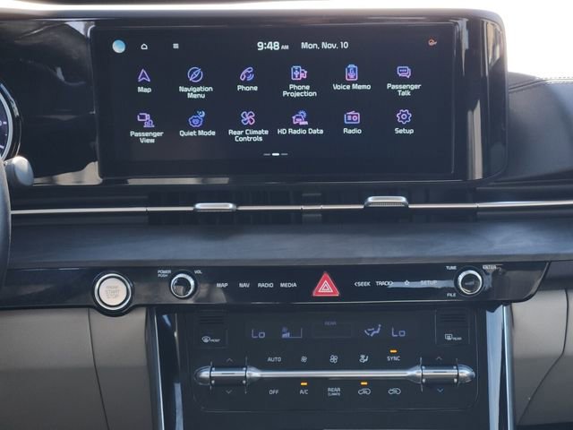 Used 2022 Kia Carnival EX image 14