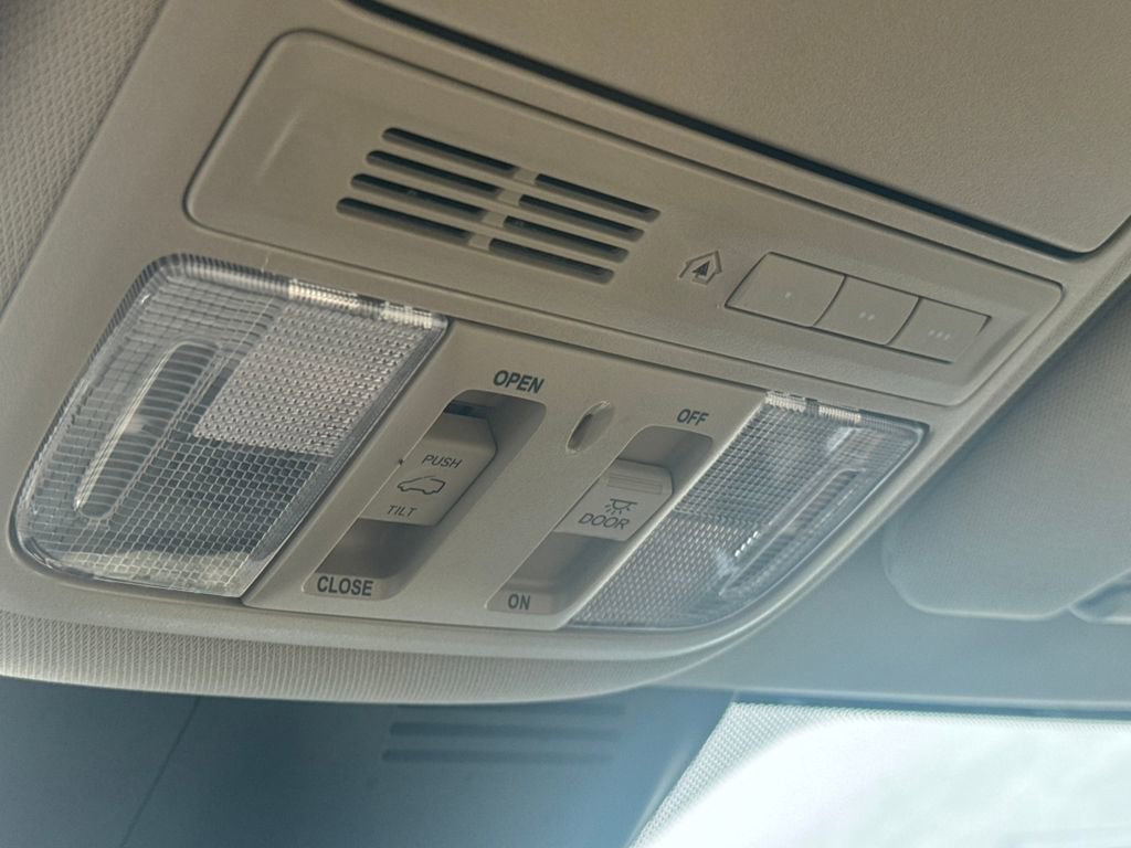 Used 2022 Honda CR-V EX-L image 30