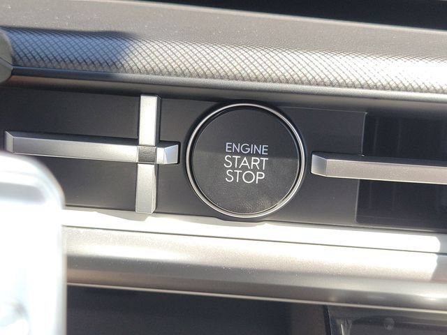 New 2026 Hyundai Santa Fe SEL FWD image 11