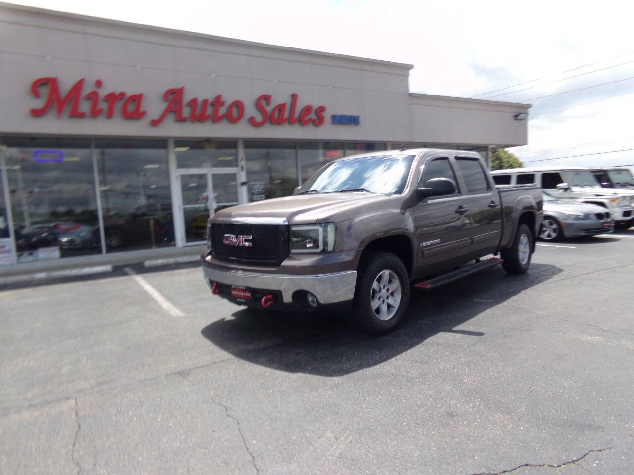 Used 2008 GMC Sierra 1500 SLE w/ Power Pack Plus AWD/4WD image 2