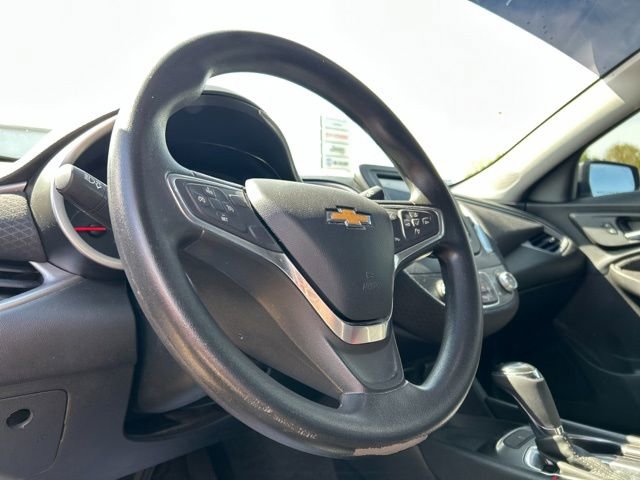 Used 2017 Chevrolet Malibu LS FWD image 26