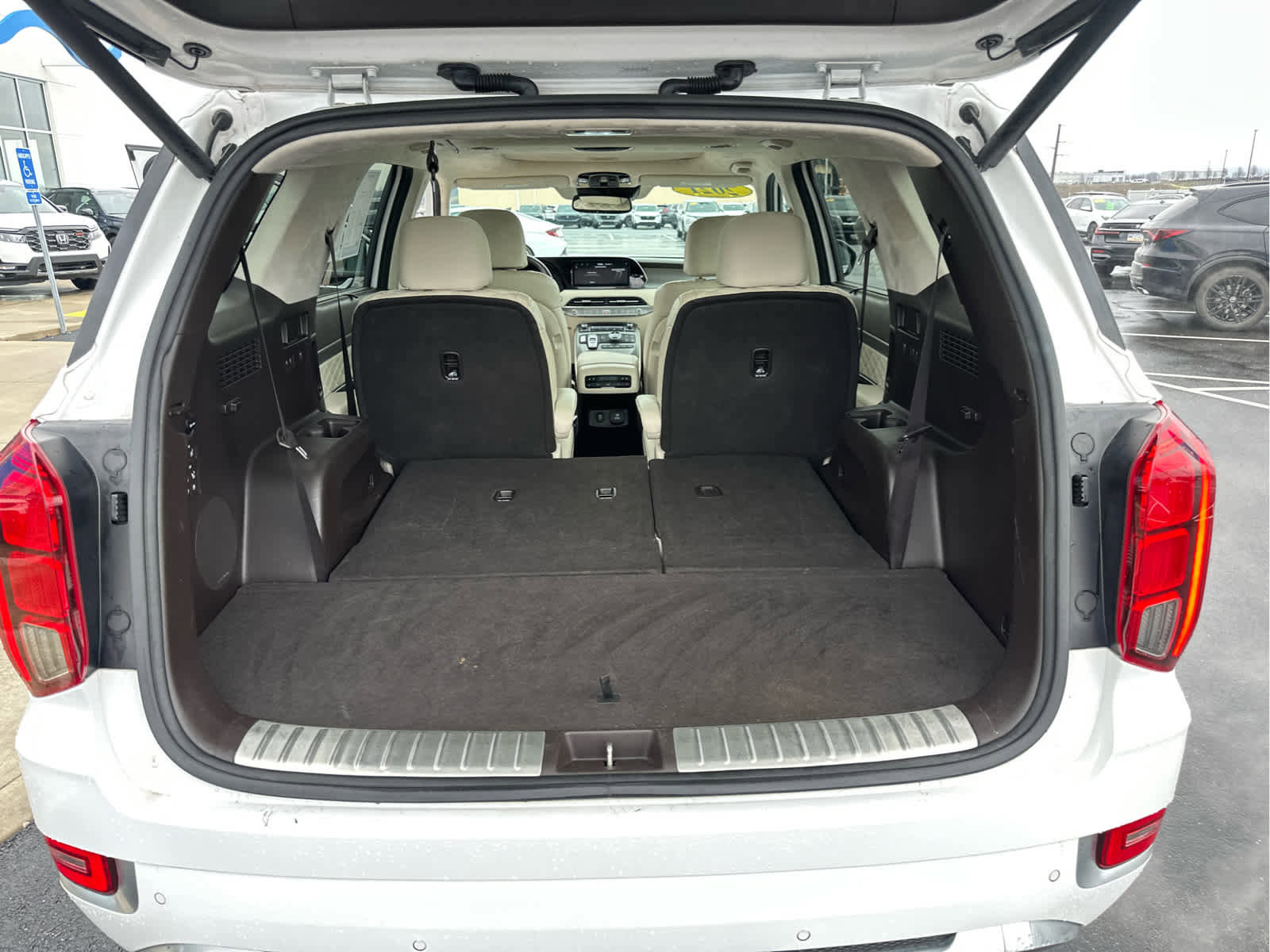 Used 2021 Hyundai Palisade Calligraphy image 61