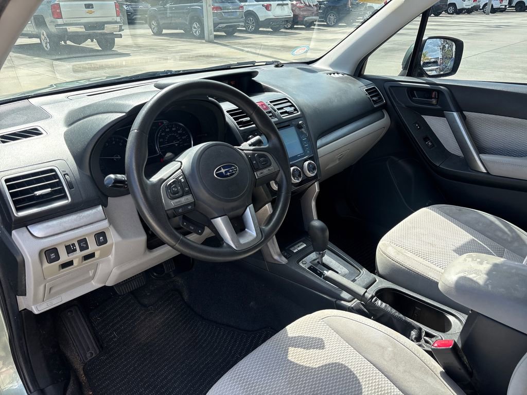 Used 2018 Subaru Forester 2.5i Premium AWD/4WD image 6