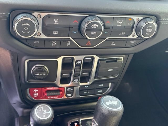 Used 2026 Jeep Wrangler Unlimited Rubicon AWD/4WD image 21