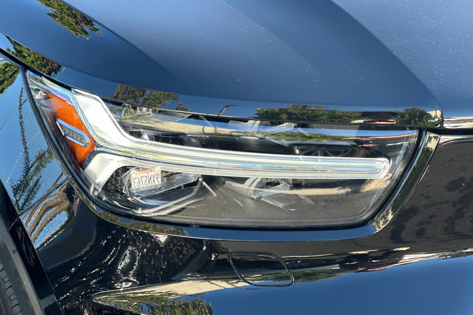 Used 2021 Volvo XC40 P8 Recharge w/ Advanced Package AWD/4WD image 11