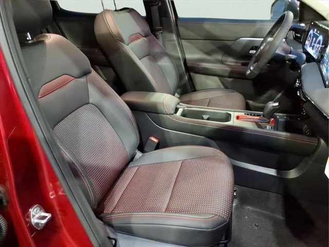 New 2026 Nissan Kicks SR w/ Cold Weather Package AWD/4WD image 15