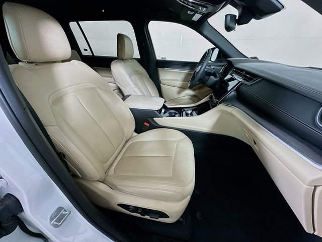 Used 2023 Jeep Grand Cherokee L Limited image 30